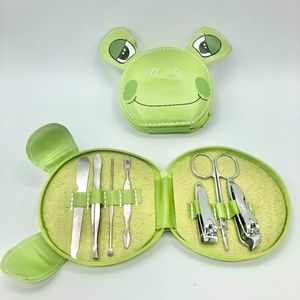 Cute Frog - 7 Piece Manicure Set